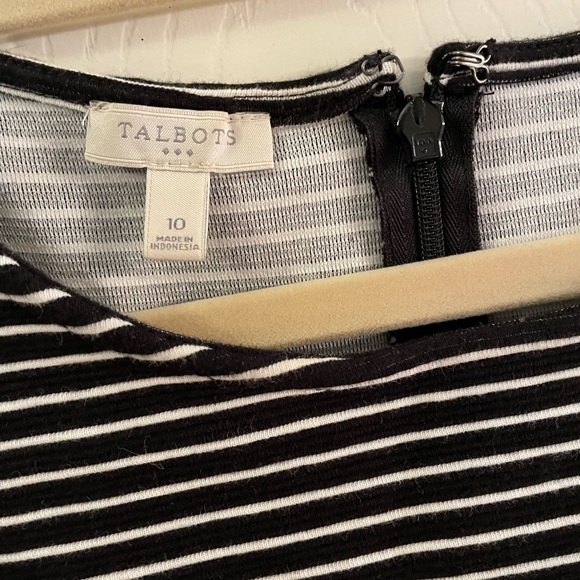 Talbots sleeveless dress size 10 - Picture 3 of 3